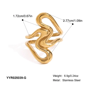 Détails de la bague vague dorée en acier inoxydable avec dimensions et poids 6,9 g