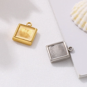 Square stainless steel pendant base in gold and silver finish for DIY jewelry making