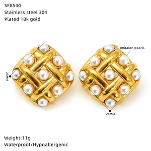 Detailed view of 18k gold plated 24mm woven square earrings with imitation pearls