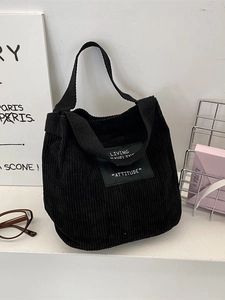 Sac Bandoulière En Velours Côtelé Femmes Sac À Épaule Rétro Écusson Réglable Mini Sac Seau Décontracté Style Étudiant