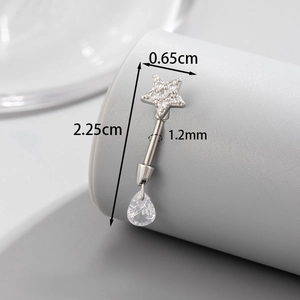 Silver star and teardrop zircon screw-back ear stud with dimensions of 2.25cm length