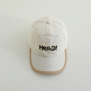 Kinder-Baseballkappe aus schnelltrocknendem Stoff mit Hello-Smiley-Patch in Beige
