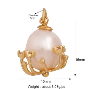Pendentif en perle baroque rose et blanche avec monture dorée et zircons brillants
