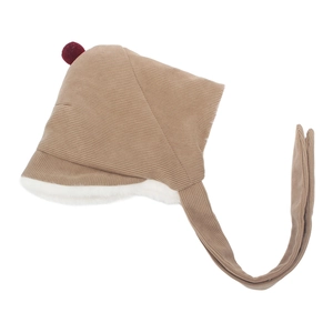 Detail der Baby-Wintermütze aus khakifarbenem Cord mit weißem Fleecefutter und Ohrenklappen