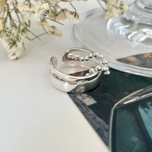 Minimalist silver 925 open ring featuring double layer polished band and beaded chain