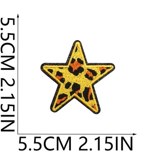 Detail view of a 5.5cm leopard print star embroidery patch with size markers