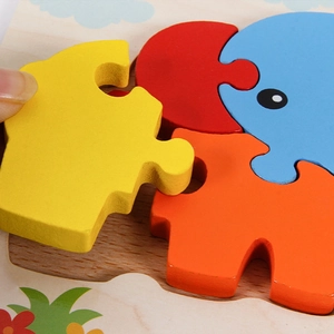 Colorful 3D wooden animal puzzle with thick pieces for toddler early learning play
