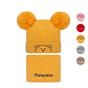 Bonnet Et Écharpe En Tricot Pour Bébé Doux Thermique Hiver Chaud Ours Dessin Animé Double Pompon Nouveau-Né Garçons Filles