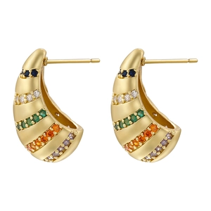Squisiti orecchini a goccia placcati in oro 18K con zirconi colorati arcobaleno in oro