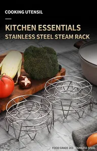 Détail de supports vapeur en acier inoxydable 201 sur marbre avec décor de cuisine