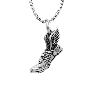 Collier punk hip hop en acier inoxydable avec pendentif baskets ailées pour hommes
