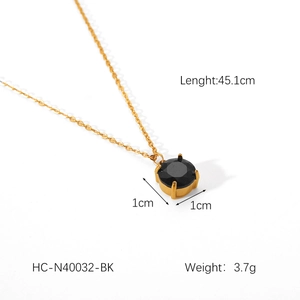 Detailed specs of gold necklace with black round gemstone pendant, length 45.1cm