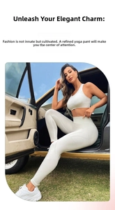 Détail de l'ensemble de yoga blanc taille haute en tissu respirant sans couture sur siège