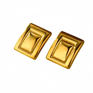 Luxurious gold square layered earrings in polished stainless steel for a modern look