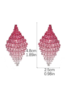 Size detail of geometric diamond earrings with pink gradient rhinestones and 4.8cm length
