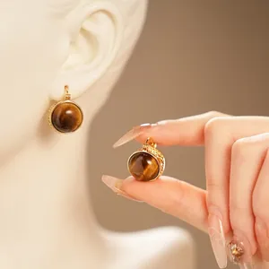 Boucles D'oreilles Huggie Oeil De Tigre Rondes Style Français Vintage Pour Femmes Cuivre Plaqué Or Avec Tige En Argent
