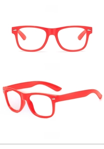 Monture de lunettes rouge pour enfants avec rivets vue de face et de profil sur blanc