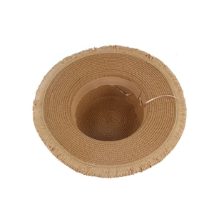 Classic straw sun hat with frayed edge and inner adjustable strap in khaki color