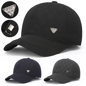 Men Baseball Cap Quilted Diamond Pattern Polyester Winter Warm Outdoor Adjustable Metal Logo Casual Hat