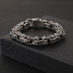 Retro punk style 316L stainless steel bracelet for men with vintage floral carvings