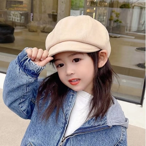 Kids beige newsboy cap for girls in classic twill fabric for spring and autumn fashion