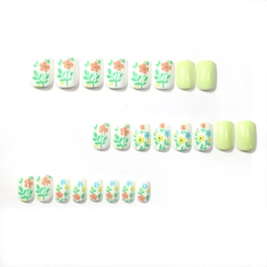 24pcs short square press-on nails featuring fresh floral patterns and light green finish