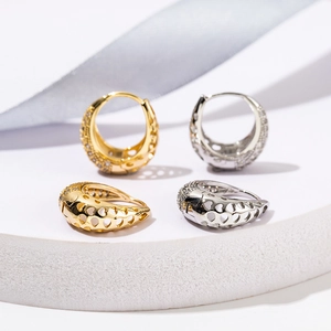 Luxurious 18K gold plated hoop earrings with hollow heart pattern and sparkling diamonds