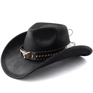 Chapeau de cowboy western noir tissé avec bandeau en cuir marron et crâne de taureau