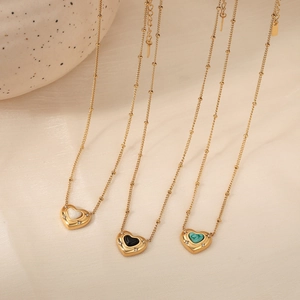 Retro 316L stainless steel heart necklaces with white, black and green natural stones