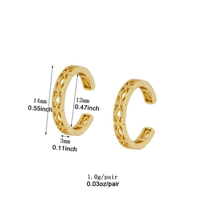 Detailed dimensions of gold hollow-out C-shaped clip-on earrings for the cartilage
