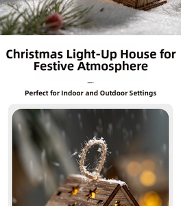 Gros plan de la maison de Noël en bois avec éclairage LED chaud et étoiles découpées