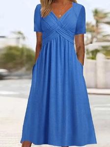 Blue short sleeve V-neck dress with cross pleats and functional side pockets