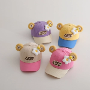 Casquettes de baseball colorées pour enfants avec des patchs décoratifs d'abeille et fleur