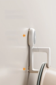 Detail of dual vacuum suction cup hooks showing strong bionic polymer adsorption technology