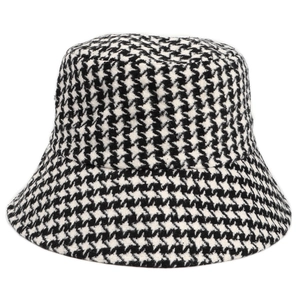 Classic houndstooth bucket hat for women in black and white thick fabric for autumn and winter