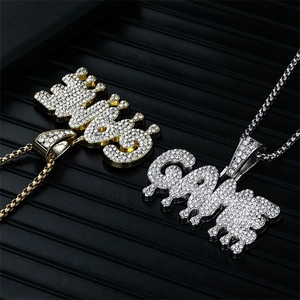 Colliers hip-hop or et argent avec lettres CAKE sertis de strass et effet dégoulinant
