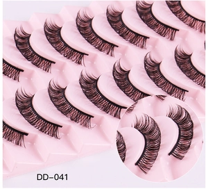Macro view of model DD-041 dense Russian volume false eyelashes with natural curl detail
