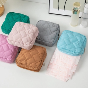 Trousse De Maquillage Carrée Matelassée Polyester Fermeture Éclair Pochette Pour Serviettes Hygiéniques Voyage Organisateur Portable