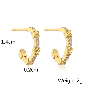 Detailed size specifications for 18K gold plated C-shaped earrings with zircon accents