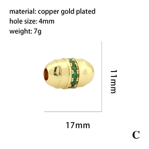 Vue détaillée du pendentif œil cœur plaqué or 18K avec dimensions de 17 mm et trou de 4 mm