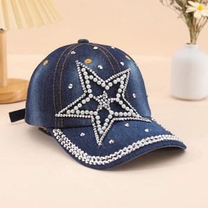 Casquette de baseball en jean bleu marine avec étoile en strass et perles élégantes