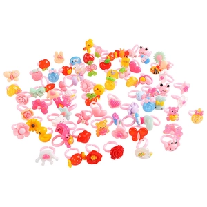 Lot de bagues roses pour enfants en plastique avec animaux, fruits et fleurs mignons