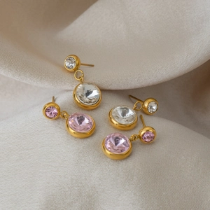 Boucles d'oreilles en acier inoxydable doré 18K avec zircones clairs et roses