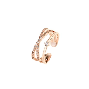 Minimalist double-layer crisscross ring in rose gold with shimmering cubic zirconia