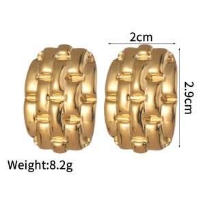 Detail view of gold woven geometric earrings showing 2cm width and 2.9cm height dimensions
