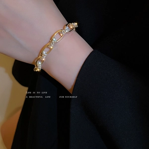 Goldenes Legierung Kettenglied Armband Geometrische Zirkon Inlay Eleganter Modeschmuck Für Frauen Luxus Stil