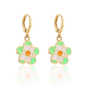Elegant 18K gold plated irregular flower drop earrings with colorful enamel petals
