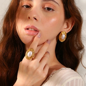 Vintage 18K gold plated wheat texture earrings and ring set with oval faux pearls