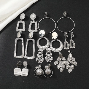 Boucles D'oreilles À Clip Géométriques Alliage Métal Martelée Forme De Feuille Grand Bijoux De Mode Déclaration Pour Femmes