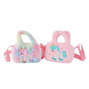 Borsa a tracolla unicorno in peluche per bambine nei colori arcobaleno e rosa